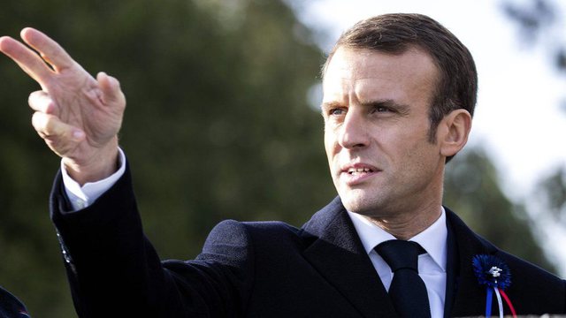 MACRON